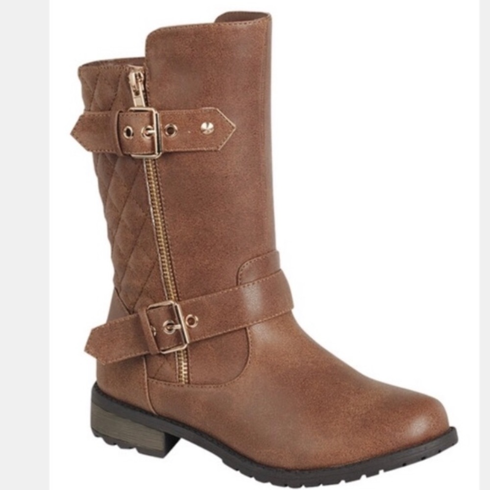 Brown boots
